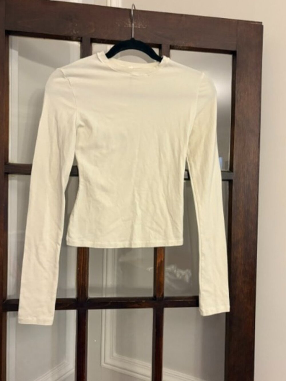 SKIMS Cotton Jersey Long Sleeve T-Shirt in Cream, Size Small